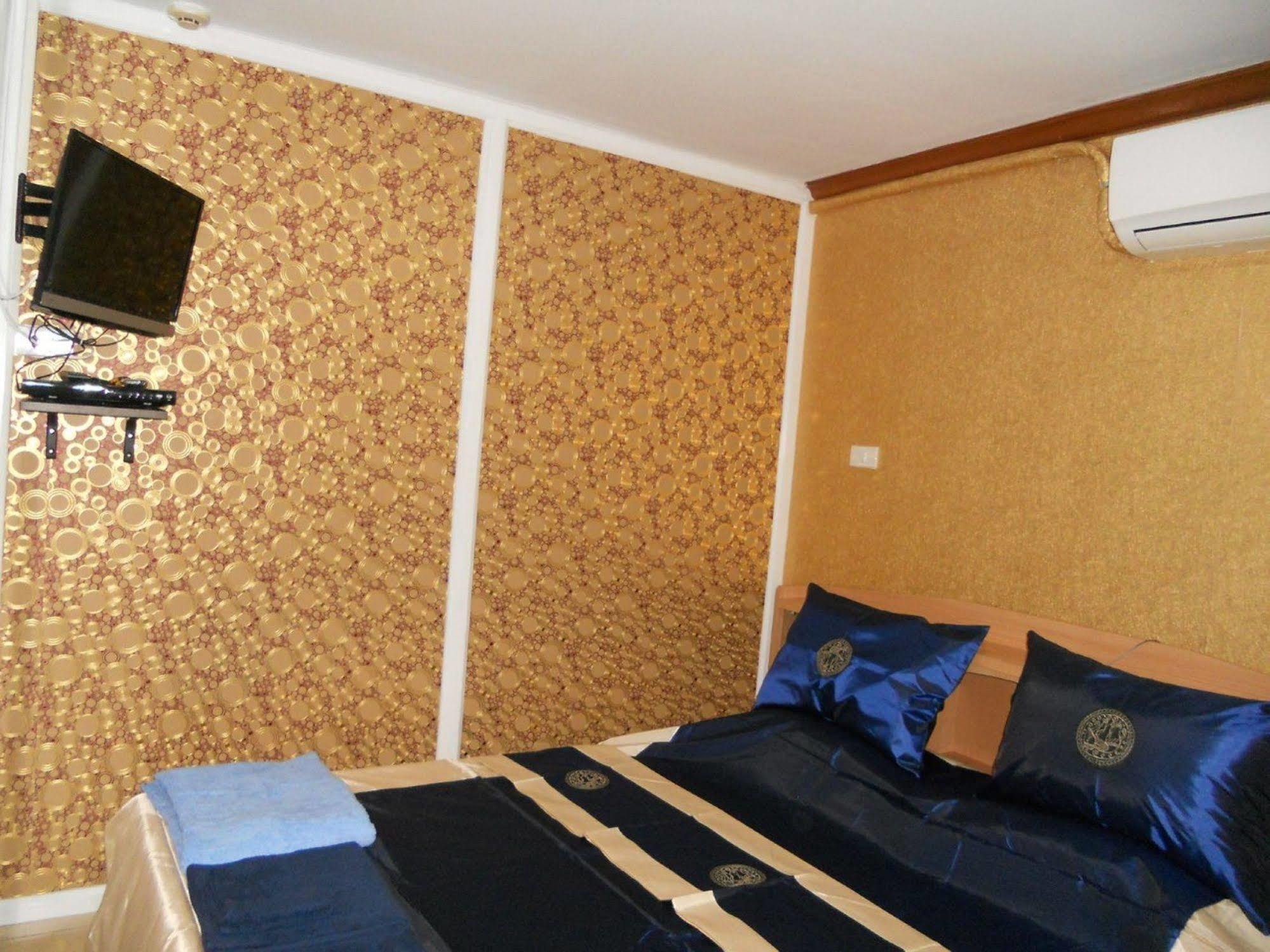 Jomtien Good Luck Apartment Екстер'єр фото