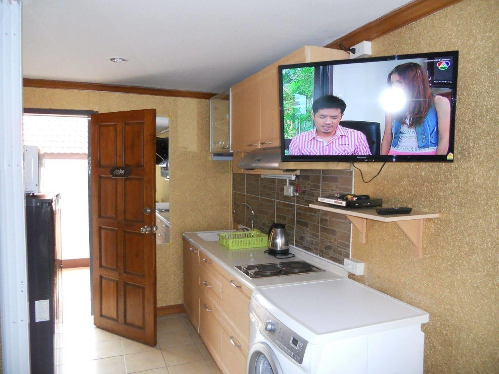Jomtien Good Luck Apartment Екстер'єр фото