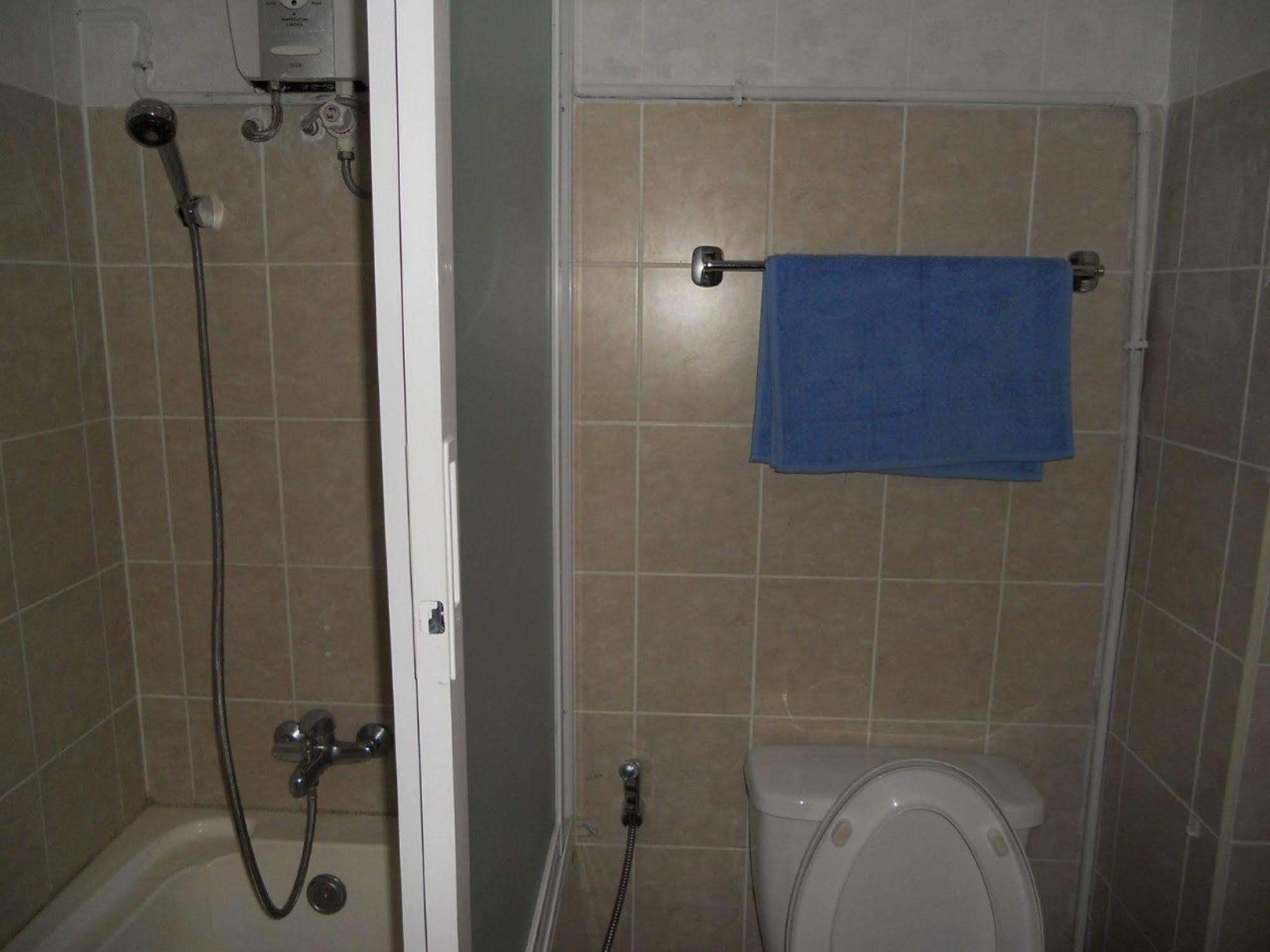 Jomtien Good Luck Apartment Екстер'єр фото