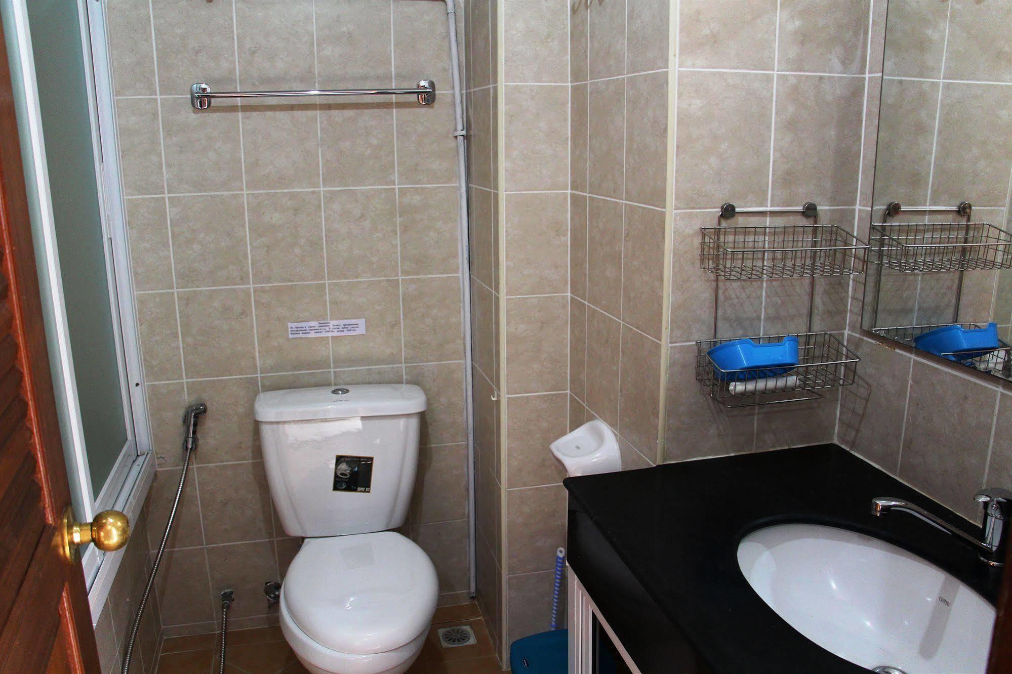 Jomtien Good Luck Apartment Екстер'єр фото